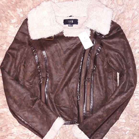 Forever 21 Jackets & Blazers - ⛔ SOLD Forever 21 Jacket⛔